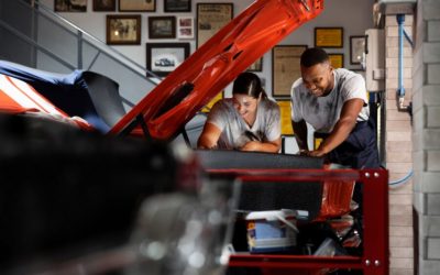 DIY Car Repair vs. Professional Mechanic: Choosing Wisely